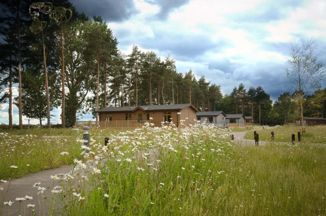Hollicarrs Holiday Park - Hares Leap Riccall Экстерьер фото